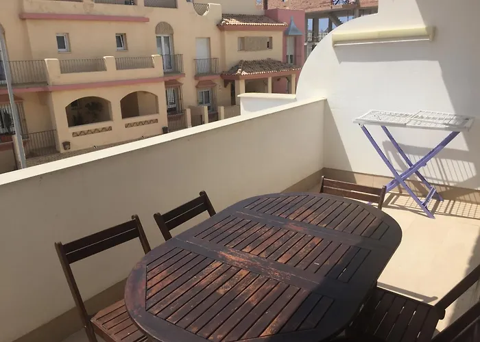 Tarifa Apartamento piscina ideal familia niños